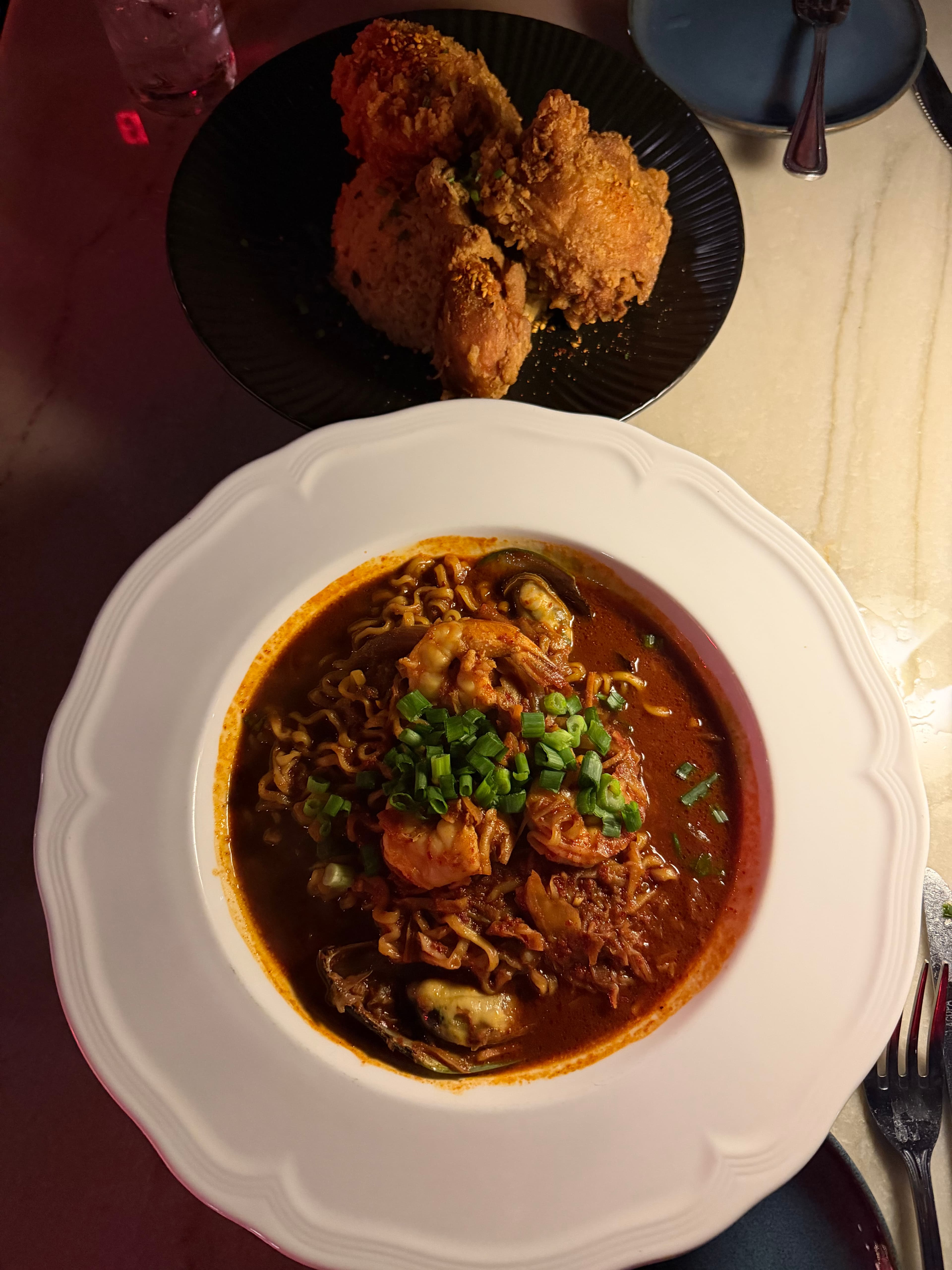 Fried chicken and curry noodles