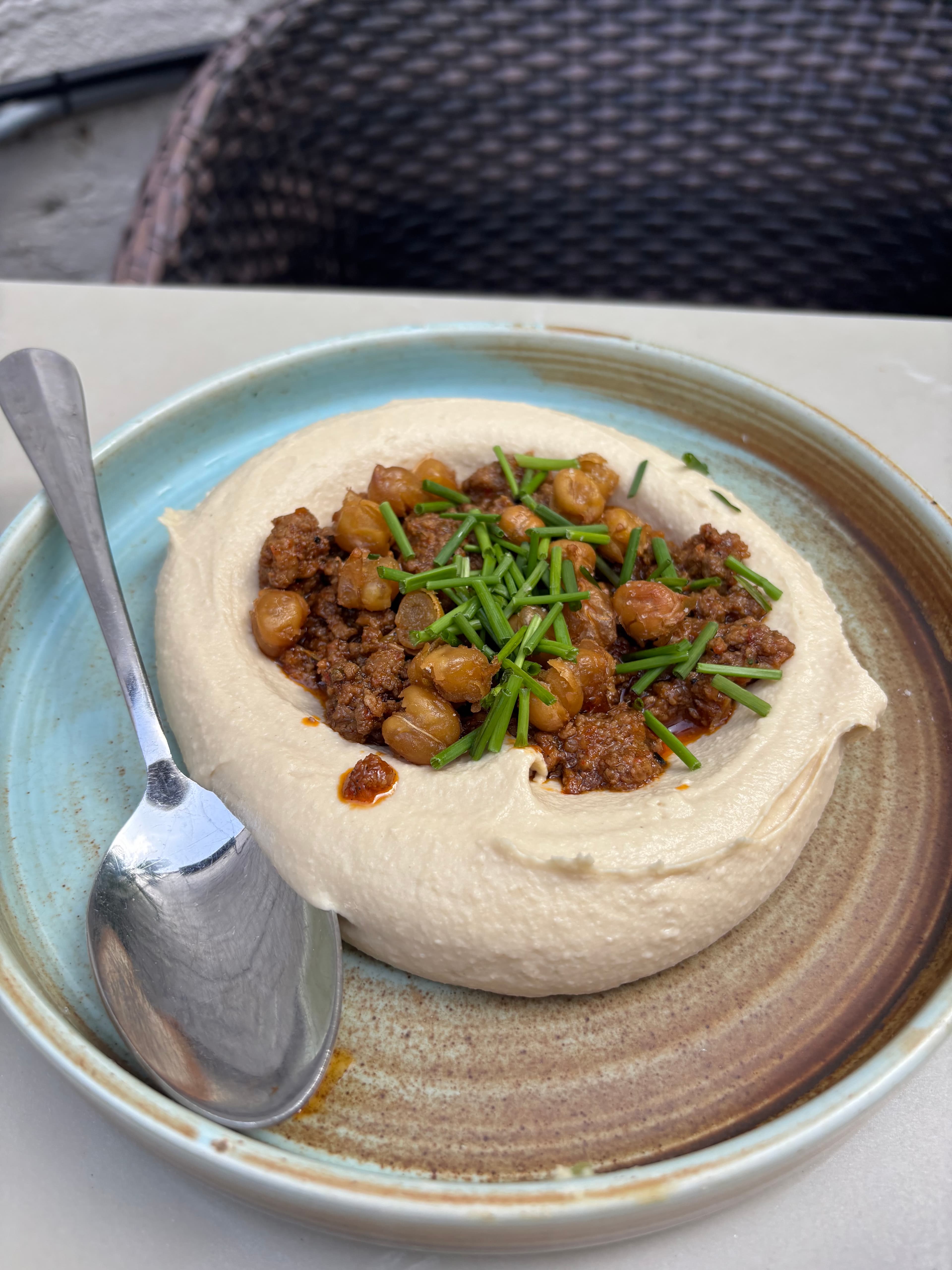 Hummus with spiced lamb and chickpeas